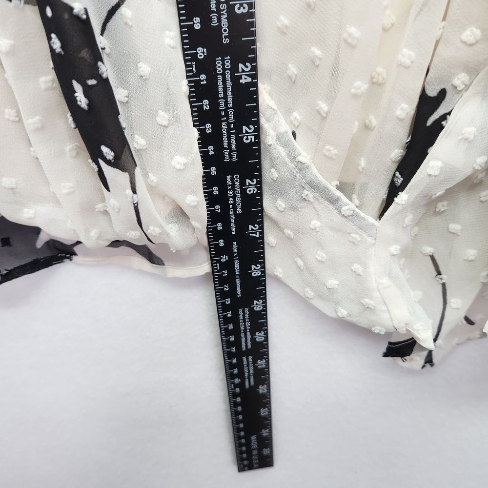 Bobeau Sheer Floral Swiss Dot Blouse‎ Long Sleeve Wrap Top White Black 3X Plus - Picture 7 of 10